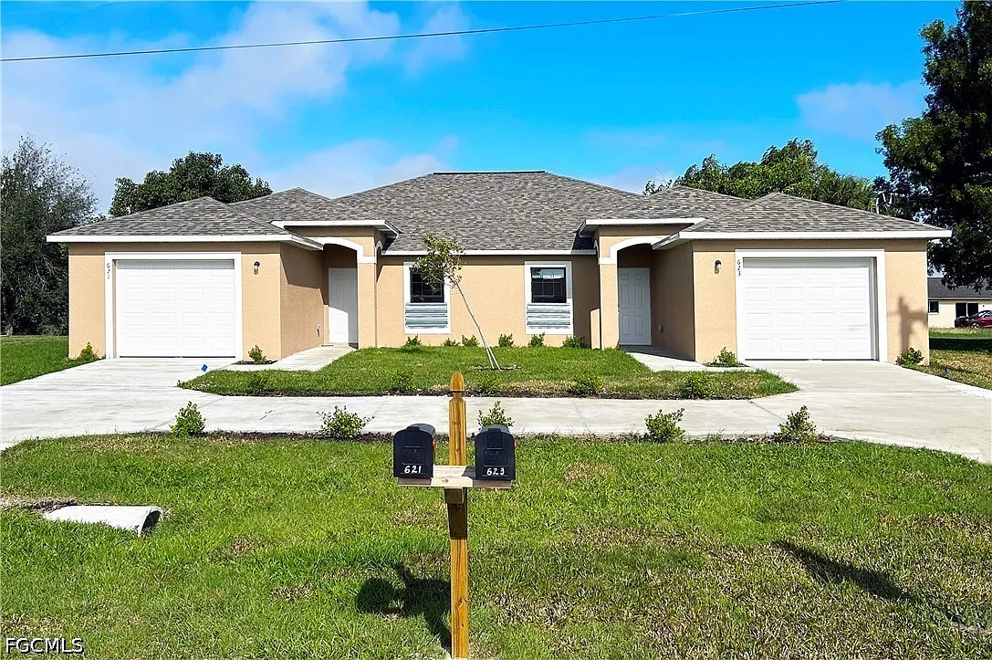 3 bed, 2.0 bath, 1200 sqft, $1,600 — Photo 1