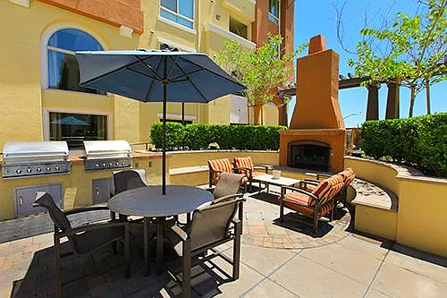 9423 N Reseda Blvd — Photo 22