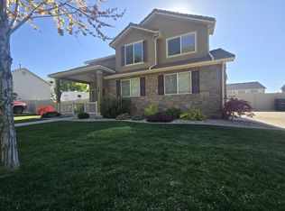 35 N 1100th St W, Springville, UT 84663