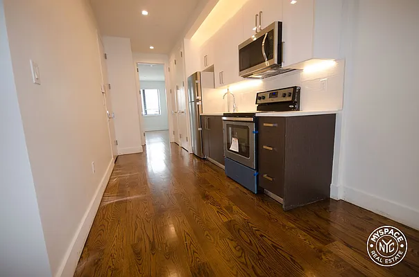 Rented by MySpaceNYC | media 14