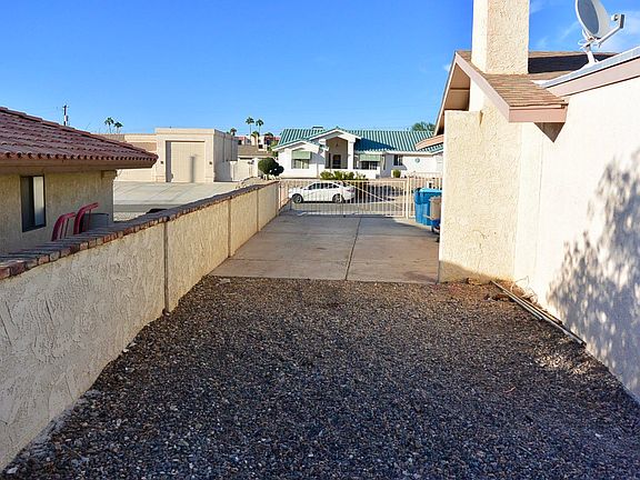 4th image of 1814 Beavertail Dr