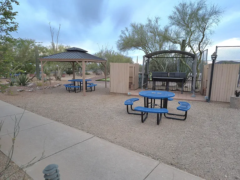 6064 W Ten Star Dr — Photo 16