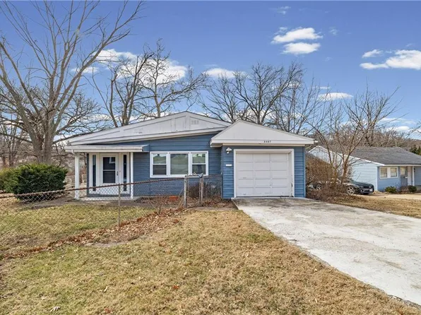 2407 NE 57th Ter, Kansas City, MO 64118