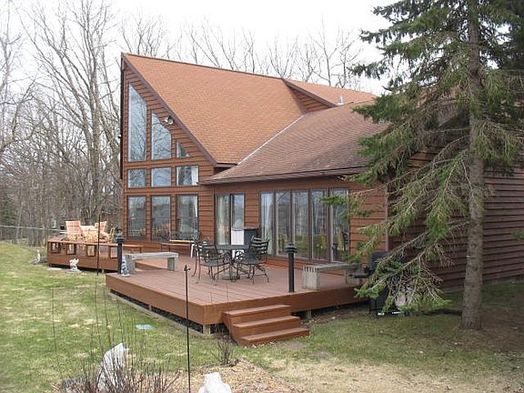 3rd image of 22873 Knollwood Ln