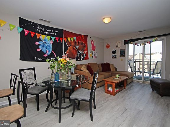 5th image of 1366 Hunters Rd APT K