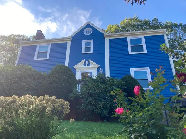 542 Commonwealth Ave #542, Newton Center, MA 02459