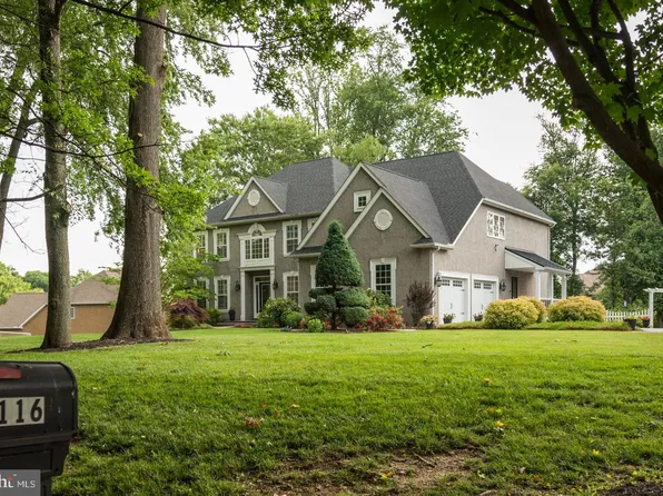 116 Red Oak Dr, Lincoln University, PA 19352