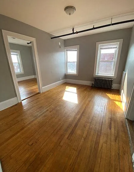 145 Main St — Photo 5
