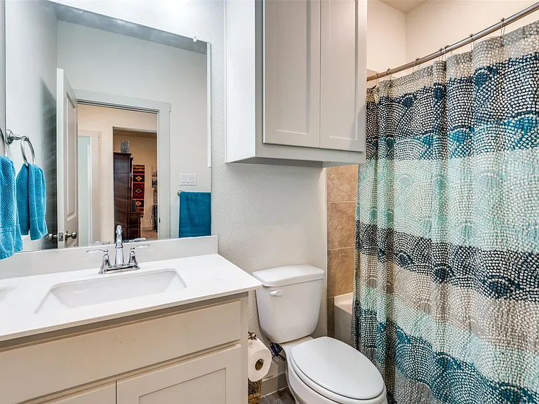 2728 Splendor Dr — Photo 11