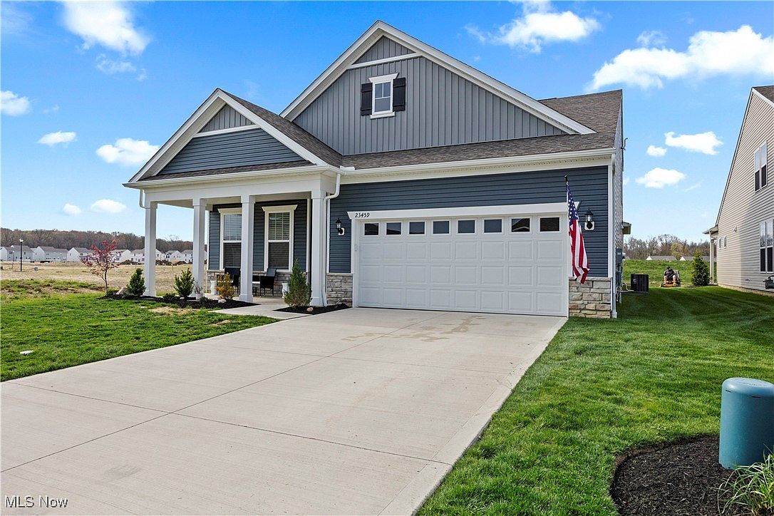 48166083686bb040c14d98c0bb4e11