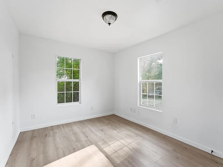 8034 Record St #B — Photo 16