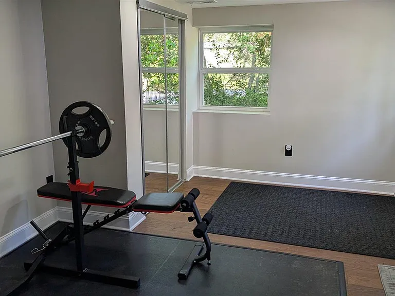 15715 Tierra Dr — Photo 27