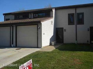 6305 Forest Park Dr, North Ridgeville, OH 44039