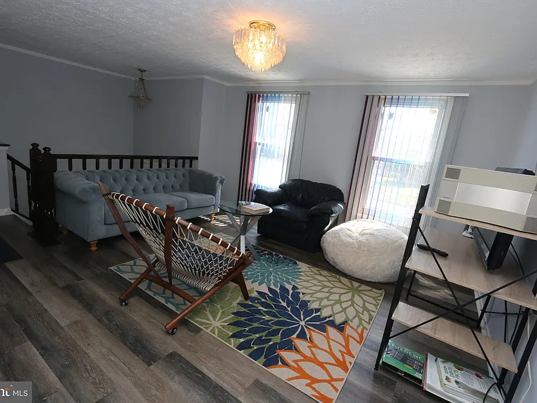 6512 Cricket Pl — Photo 8