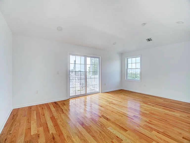 8907 Grand Ave #2 — Photo 23