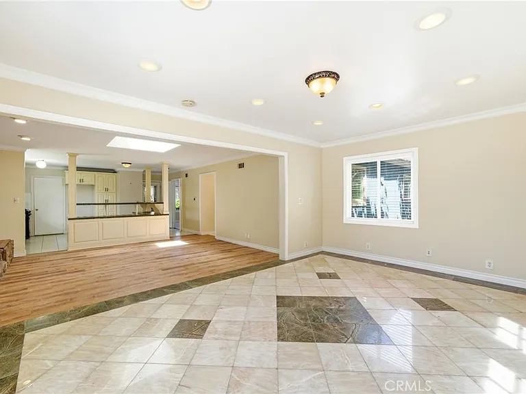 15952 Quartz St — Photo 4