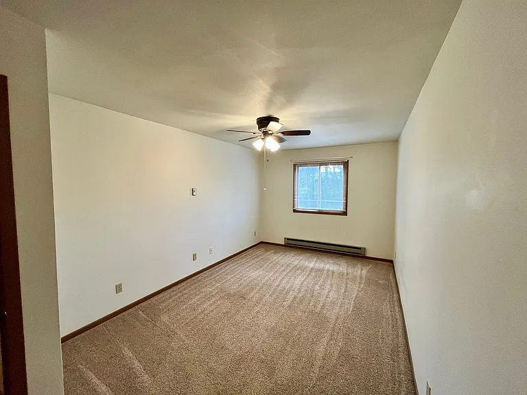 808 S State St — Photo 6