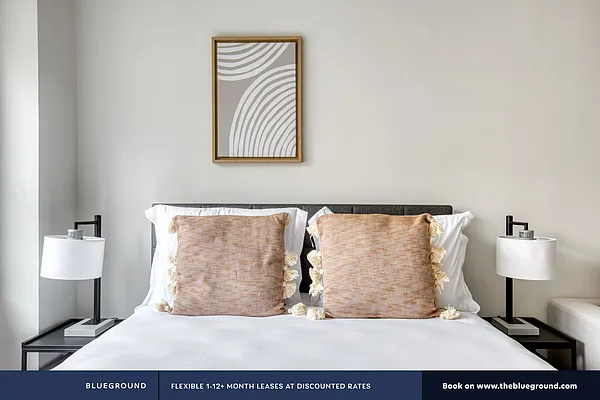 Rented by The Blueground | media 25