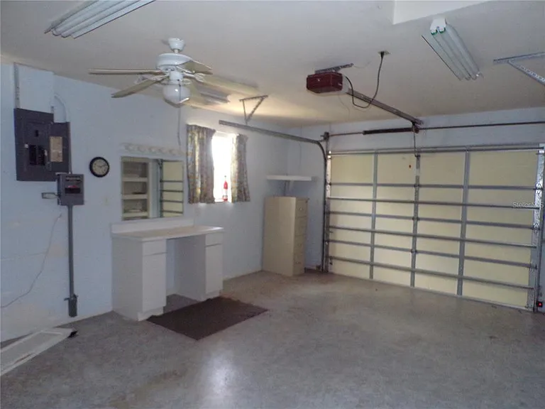 270 Belaire Ct — Photo 22