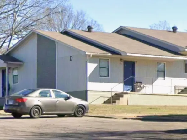 West Oak Gardens, 911-925 W 12th St #921-D-3, Russellville, AR 72801