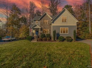 12306 Point Landing Ct, Midlothian, VA 23112
