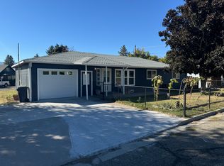 1002 Hillside Dr, Weed, CA 96094