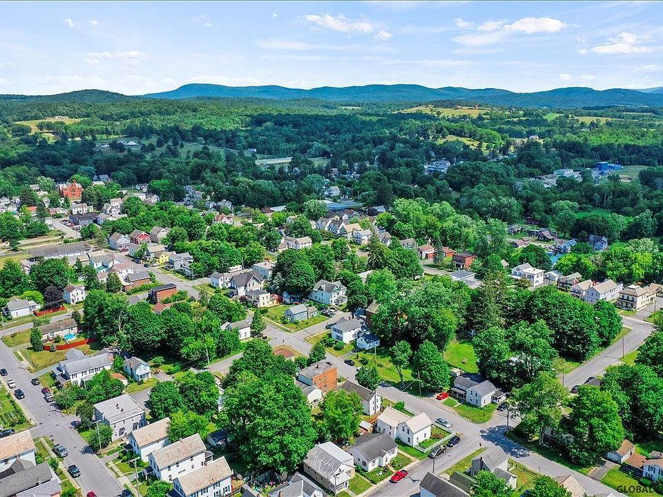 39 HOOSICK Street, Hoosick Falls, NY 12090 Zillow