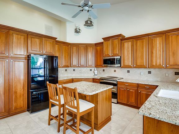 4th image of 6363 W Dublin Ln