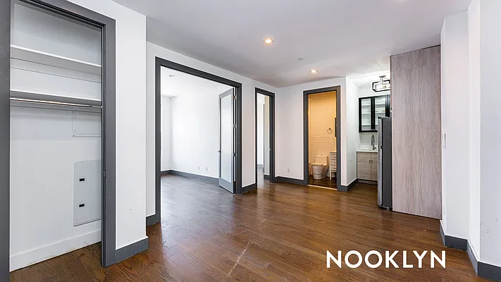 Rented by Nooklyn NYC LLC | media 19