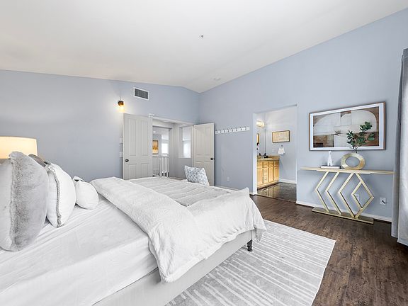 2nd image of 20602 E Oak Meadow Ln