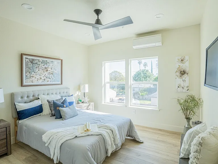 649 Stewart St #201 — Photo 17