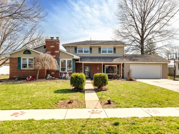 620 W Mill St, Staunton, IL 62088