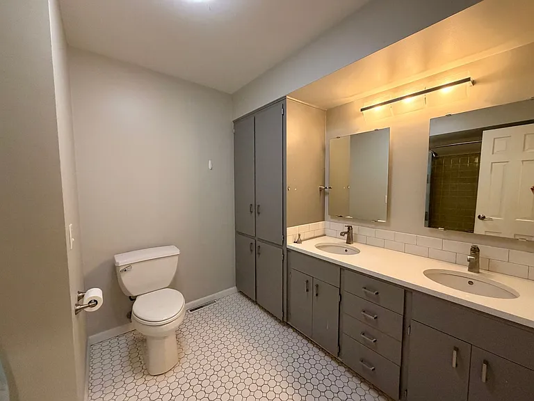 357 Shore Haven Dr SE — Photo 20