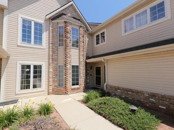 4509 S 124th St, New Berlin, WI 53151