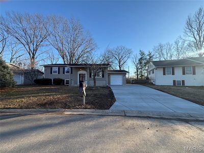 12 Belleau Lake Ct, O'Fallon, MO, 63366