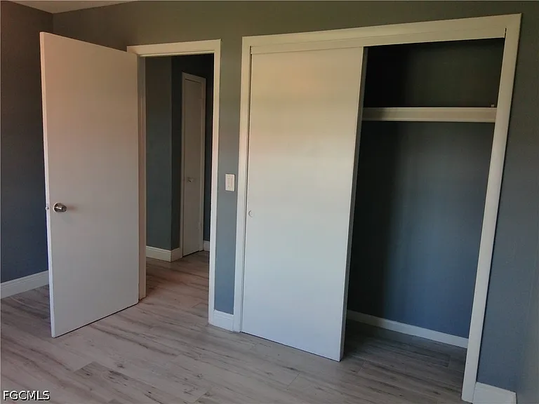 893 Iris Dr — Photo 12