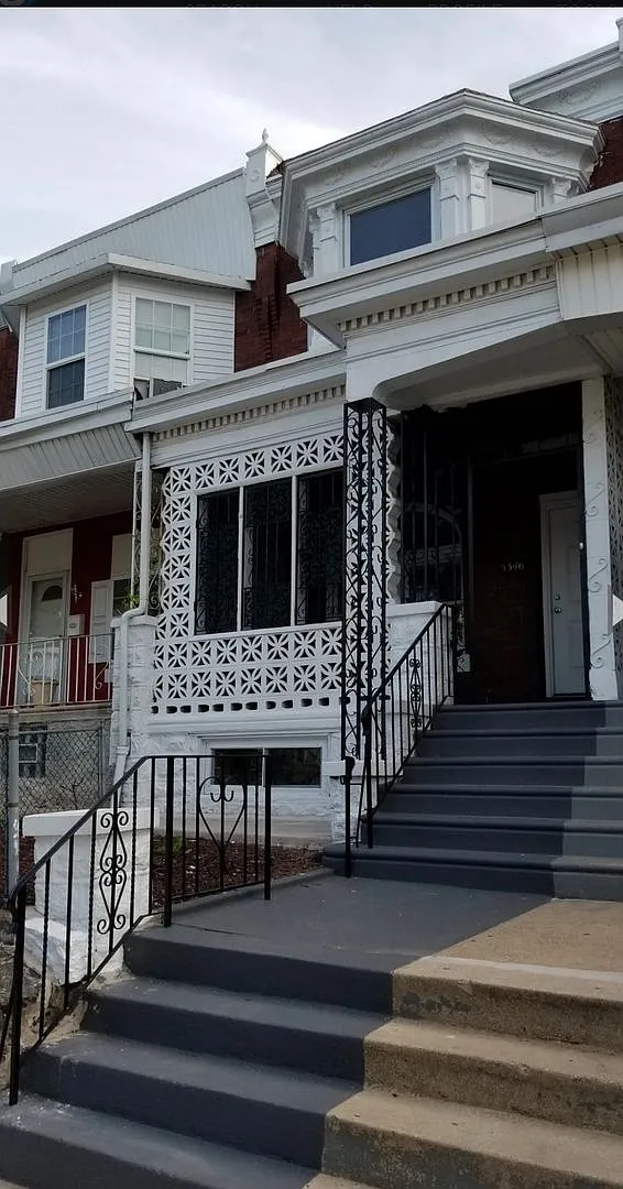 Beautiful four bedroom in prime West Philadelphia location — Photo 1