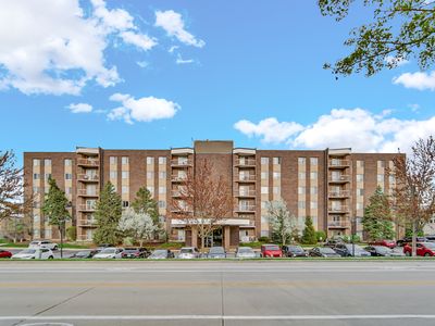 2201 S Grace St APT 608, Lombard, IL, 60148