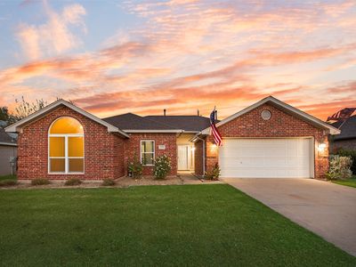 526 Morningside Ct, Midlothian, TX, 76065