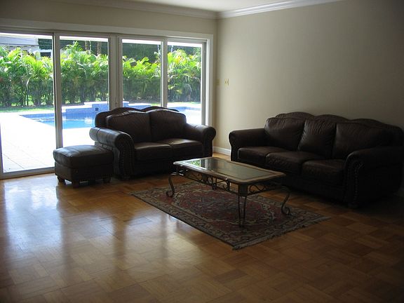 2nd image of 2500 Alhambra Cir