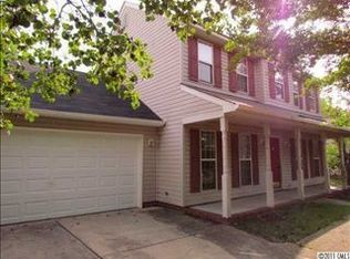14137 Walkers Crossing Dr, Charlotte, NC 28273