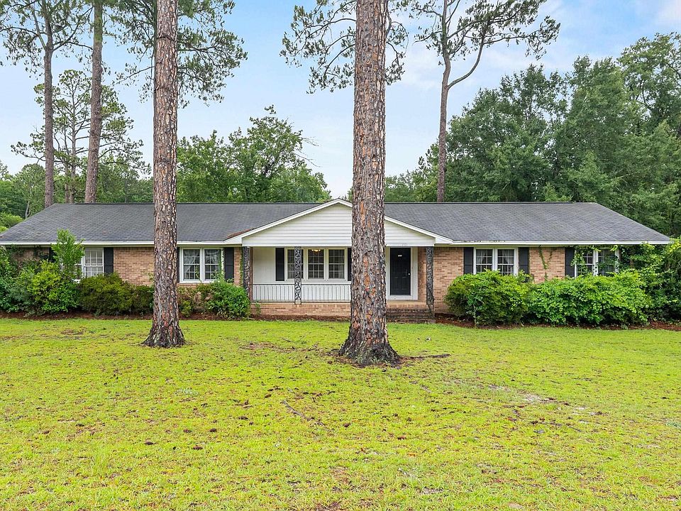 1st image of 1101 Sunnyhill Dr