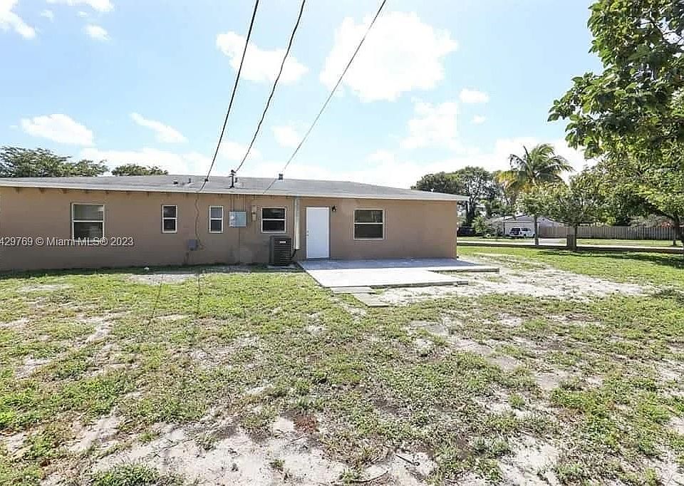 2nd image of 399 Florida Ave