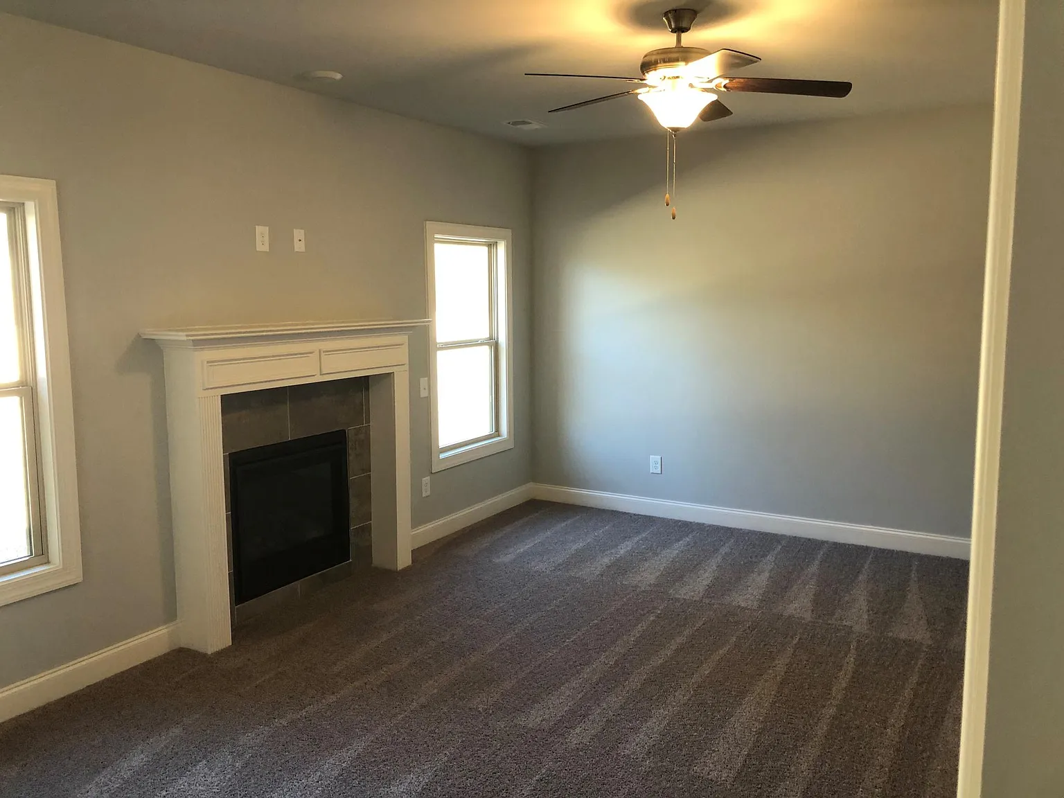 4 bed, 3.5 bath, 3000 sqft, $2,950 — Photo 3