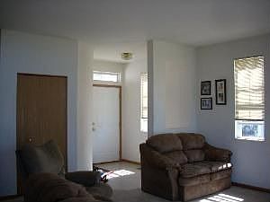 4th image of 1111 Clover Dr #1111