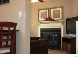 29 Division St W #3, Greenwich, CT 06830