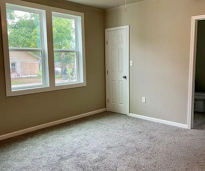 806 N Central Ave — Photo 12