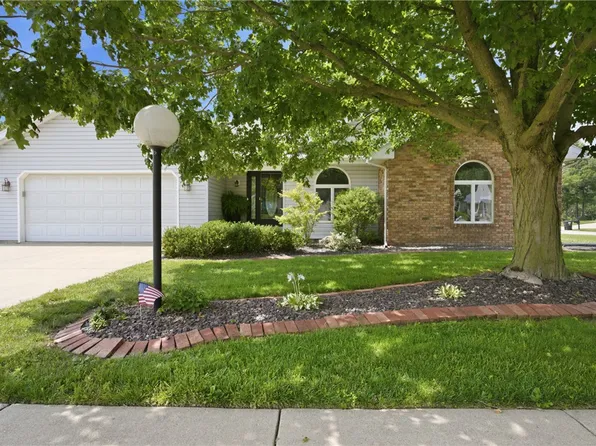 1307 Audrey Ln, Charleston, IL 61920