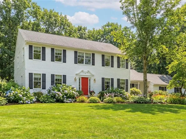 147 Francis Horn Dr, Kingston, RI 02881