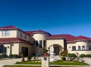 6631 Emerald Dr, Pasadena, TX 77505